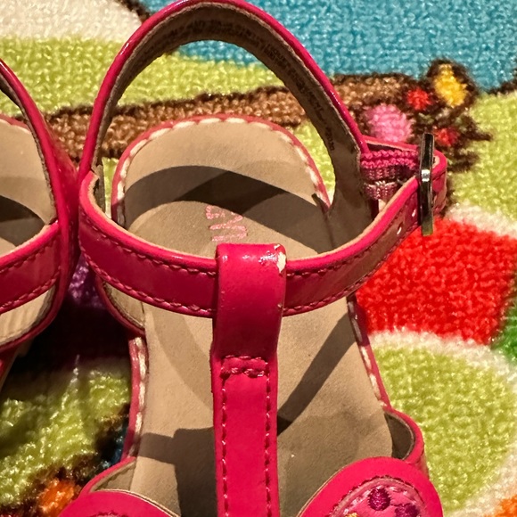 Gymboree butterfly 🦋 sandals 🩴 - Picture 4 of 5